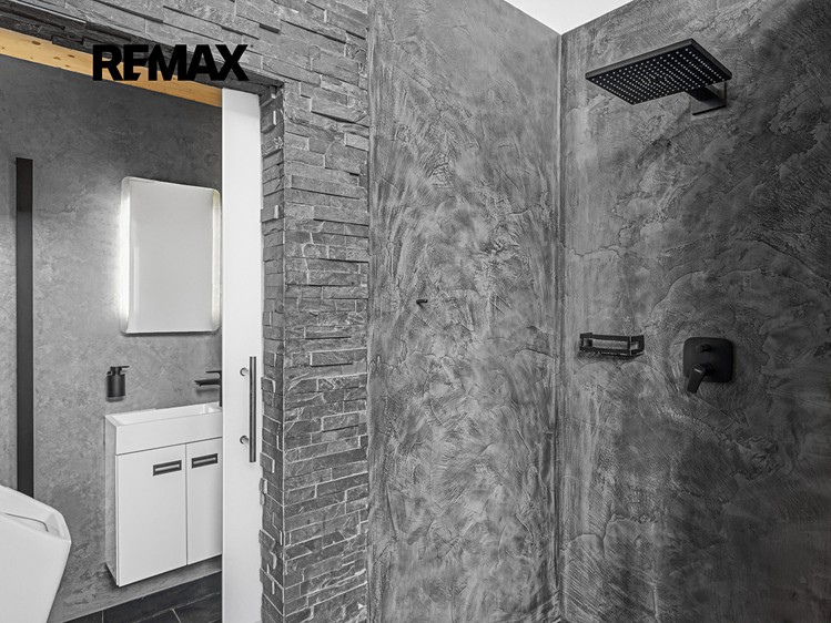 Prodej rodinného domu 486 m², pozemek 1 876 m² - foto 7