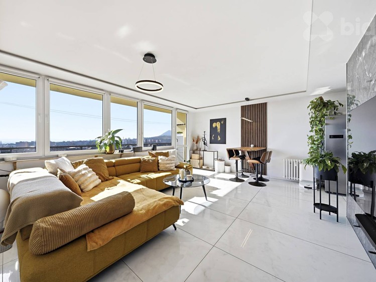 Prodej bytu 3+kk 73 m² - foto 2