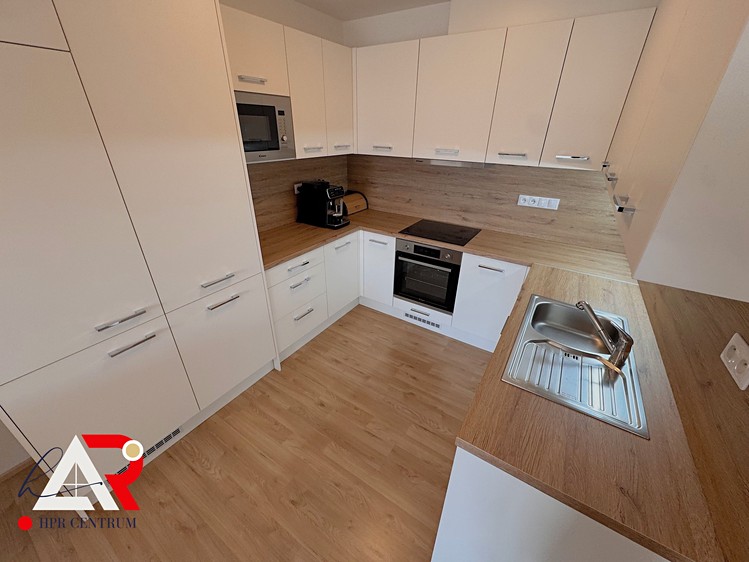 Prodej bytu 2+kk 71 m² - foto 3