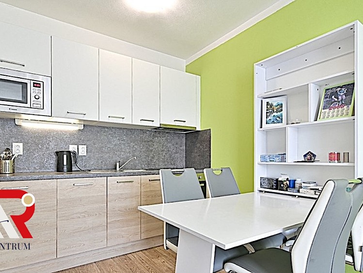 Prodej bytu 1+kk 40 m² - foto 1
