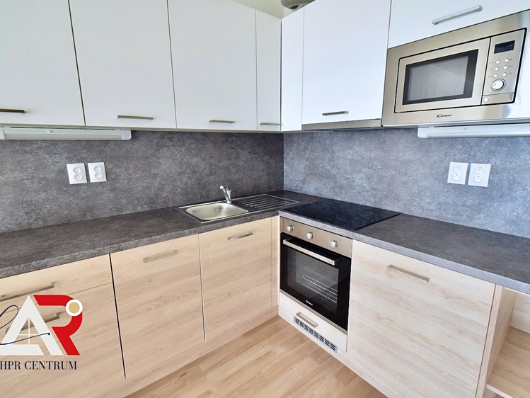 Prodej bytu 1+kk 44 m² - foto 2