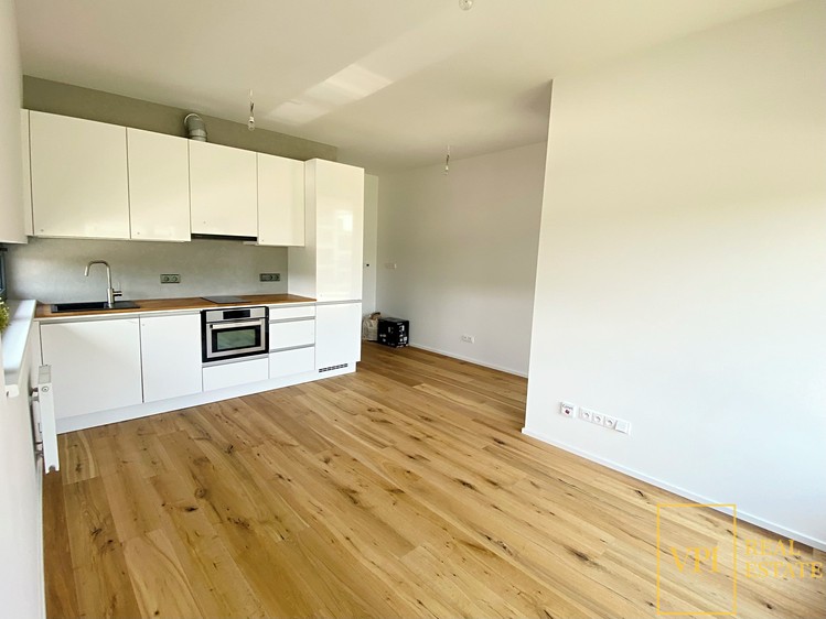 Pronájem bytu 2+kk 48 m² - foto 4