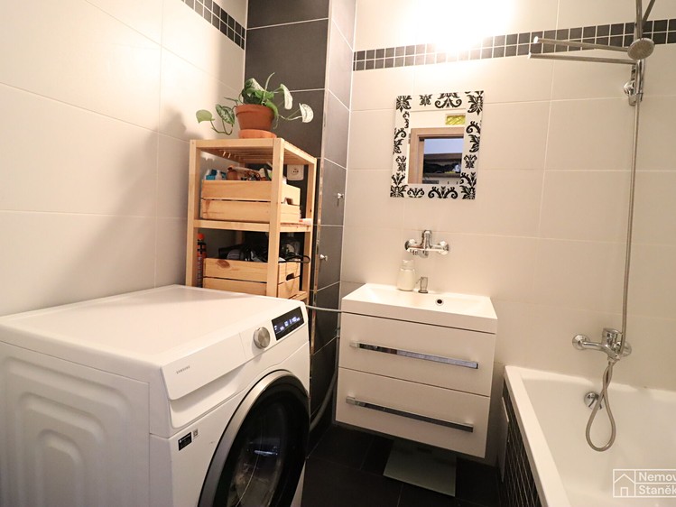 Pronájem bytu 3+1 68 m² - foto 4