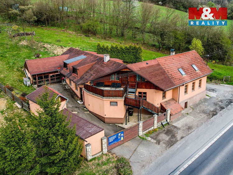 Prodej rodinného domu 240 m², pozemek 1 842 m² - foto 7