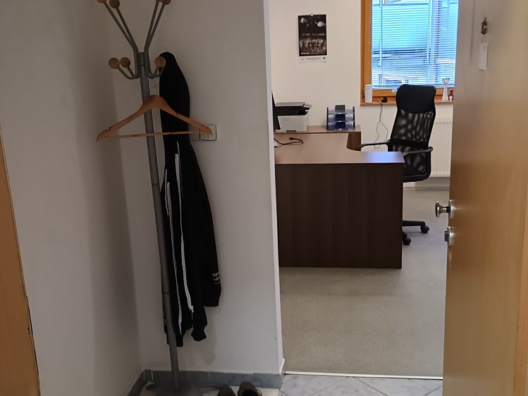 Pronájem kanceláře 30 m² - foto 4