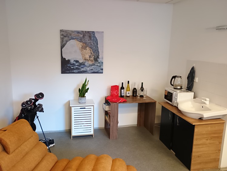 Pronájem kanceláře 30 m² - foto 3