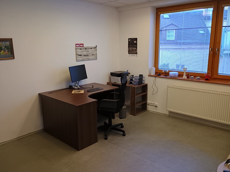 Pronájem kanceláře 30 m² - foto 2