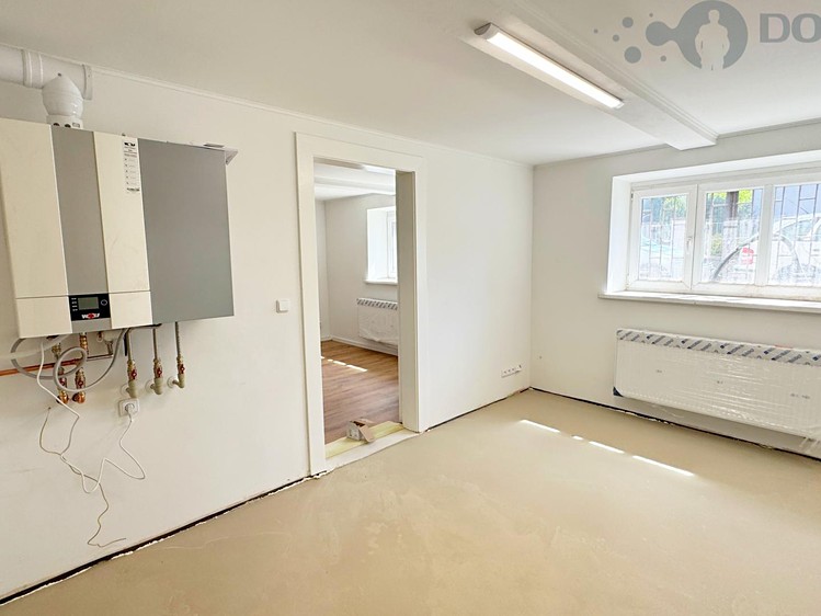 Pronájem bytu 2+1 52 m² - foto 4