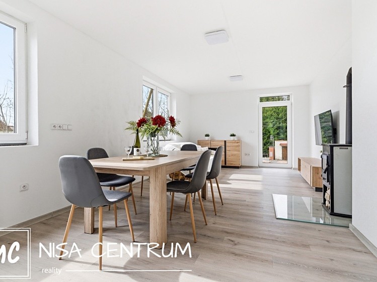 Prodej rodinného domu 123 m², pozemek 999 m² - foto 4
