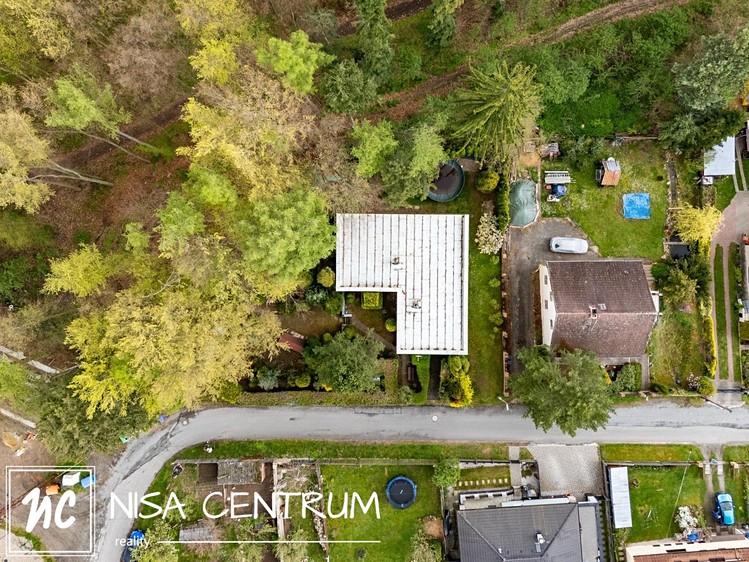 Prodej rodinného domu 304 m², pozemek 992 m² - foto 6