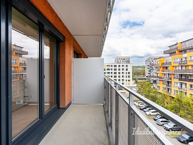 Pronájem bytu 1+kk 35 m² - foto 3