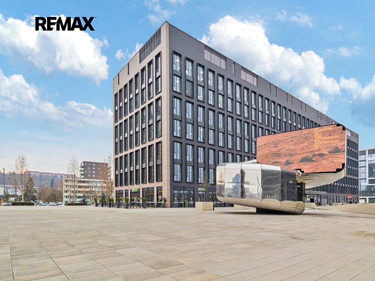 Pronájem kanceláře 319 m² - foto 1