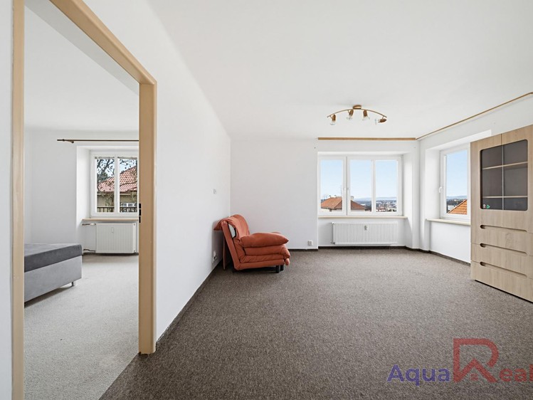 Prodej bytu 3+1 134 m² (Mezonet) - foto 6
