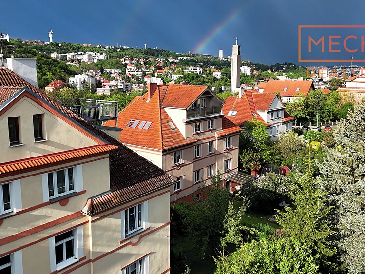 Prodej bytu 3+kk 77 m² - foto 1