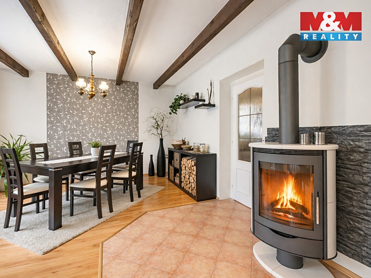 Prodej rodinného domu 144 m², pozemek 603 m² - foto 4