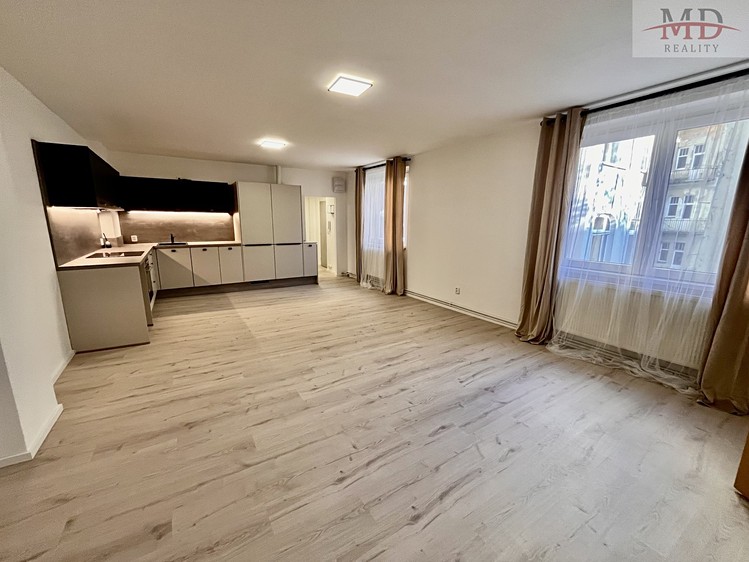 Pronájem bytu 2+1 55 m² - foto 1