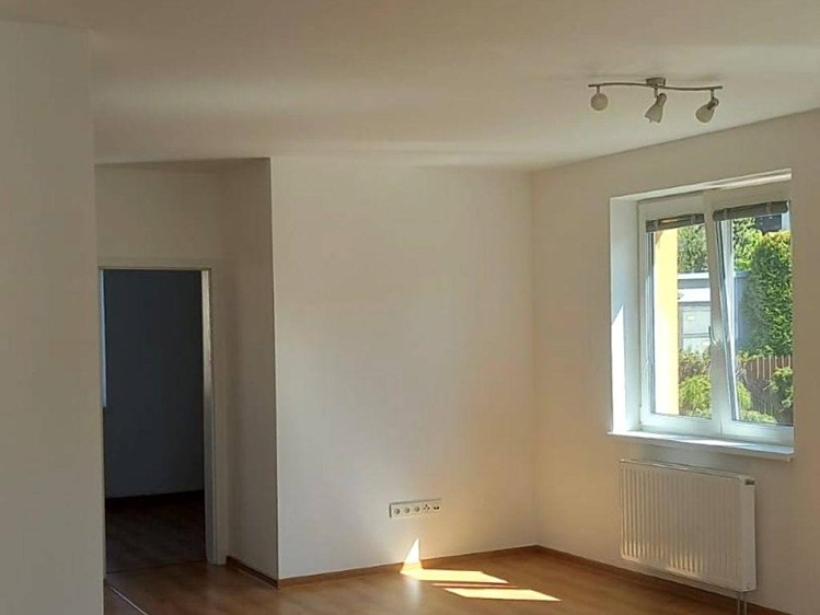 Pronájem bytu 3+kk 85 m² - foto 4