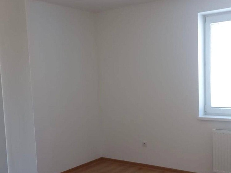 Pronájem bytu 3+kk 85 m² - foto 8