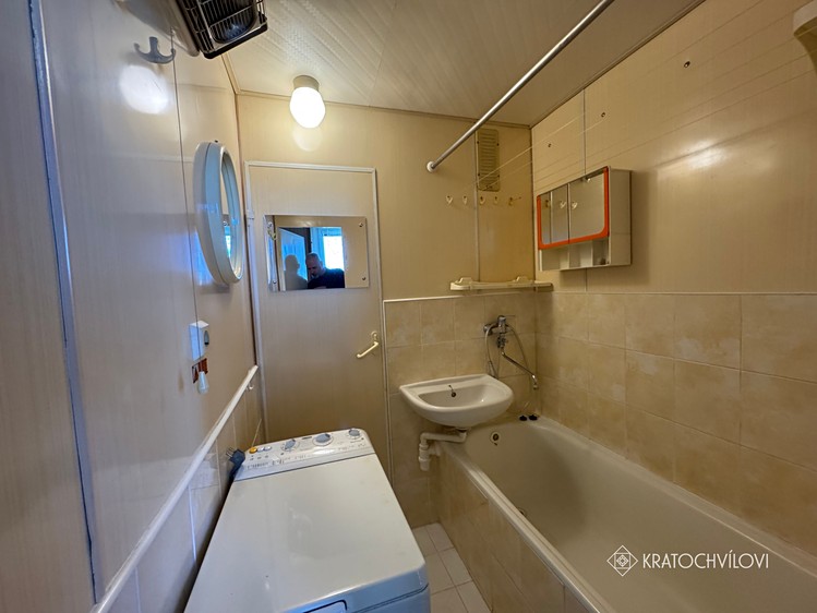 Pronájem bytu 2+1 62 m² (Jednopodlažní) - foto 5