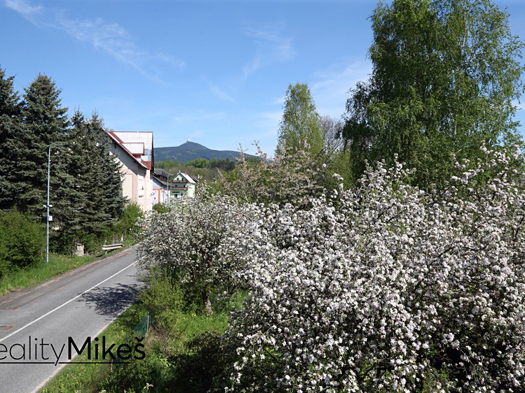 Prodej rodinného domu 193 m², pozemek 602 m² - foto 7