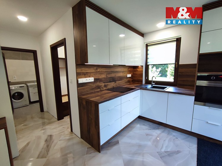 Prodej rodinného domu 60 m², pozemek 300 m² - foto 8