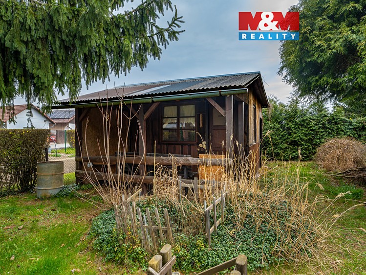 Prodej chaty 24 m², pozemek 304 m² - foto 1