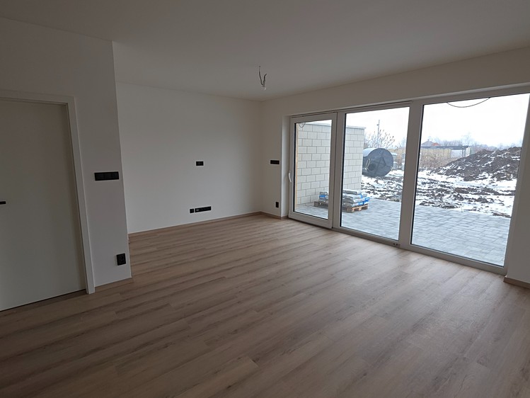 Prodej rodinného domu 144 m², pozemek 564 m² - foto 8