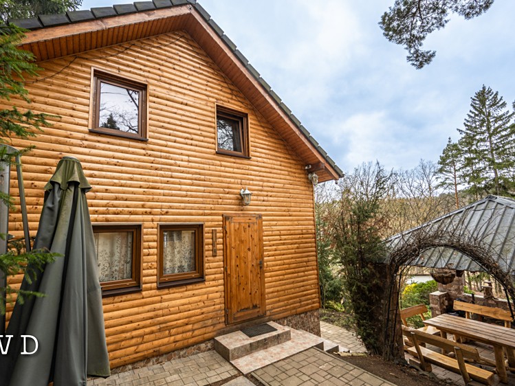 Prodej chaty 70 m², pozemek 701 m² - foto 2