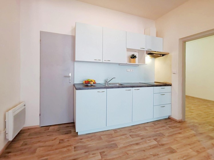 Pronájem bytu 2+kk 70 m² - foto 5