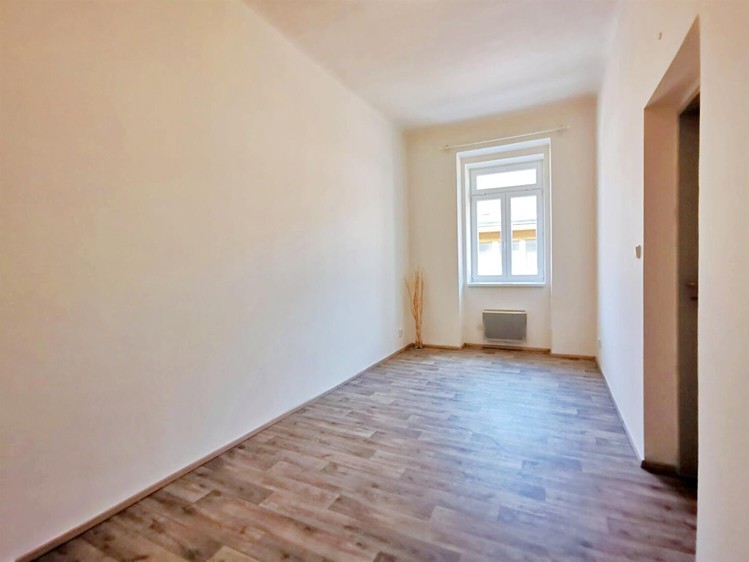 Pronájem bytu 2+kk 70 m² - foto 6