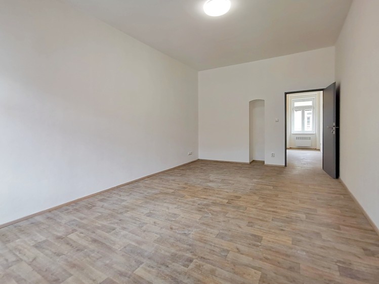 Pronájem bytu 1+1 38 m² - foto 5