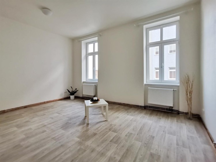 Pronájem bytu 2+kk 36 m² - foto 5