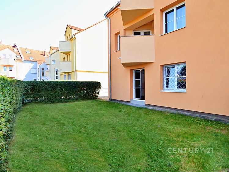 Pronájem bytu 1+kk 35 m² - foto 5