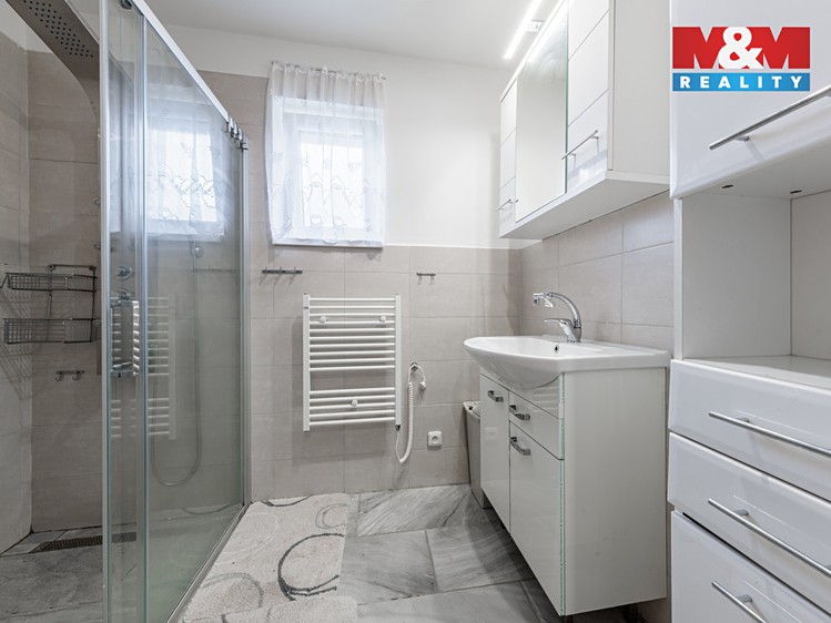 Prodej rodinného domu 59 m², pozemek 670 m² - foto 3