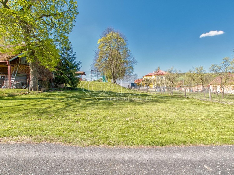 Prodej stavebního pozemku 373 m² - foto 1