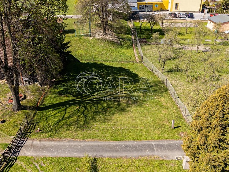 Prodej stavebního pozemku 373 m² - foto 2