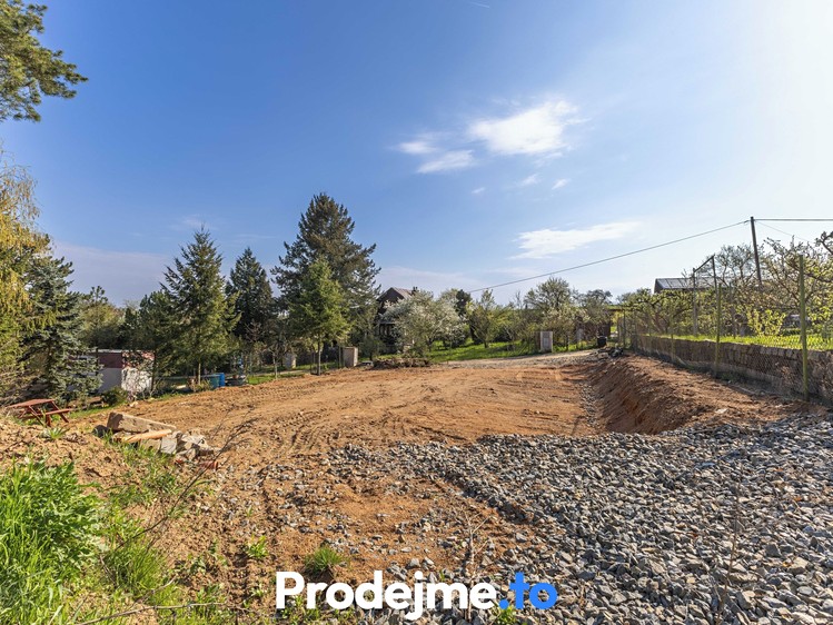 Prodej zahrady 589 m² - foto 2