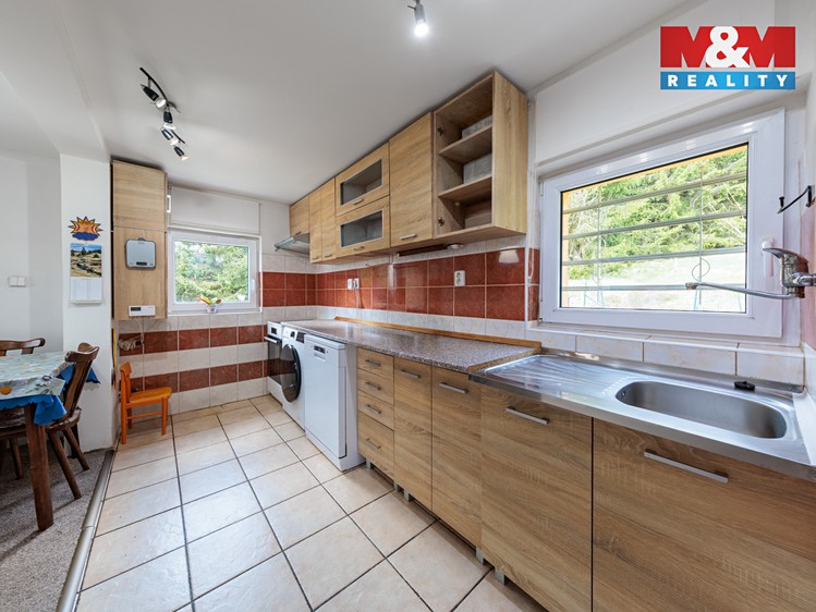 Prodej  rodinného domu 160 m², pozemek 1 886 m² - foto 6