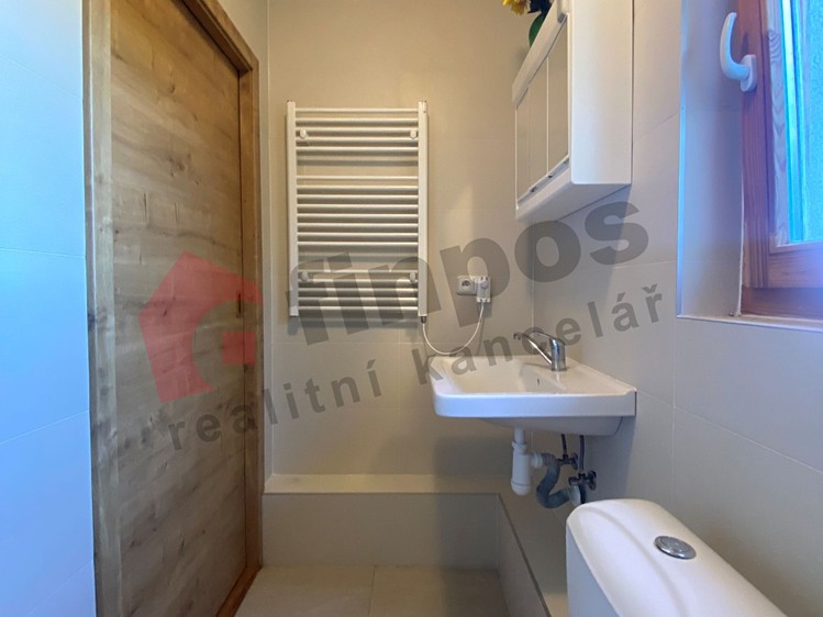 Prodej chaty 94 m², pozemek 679 m² - foto 4