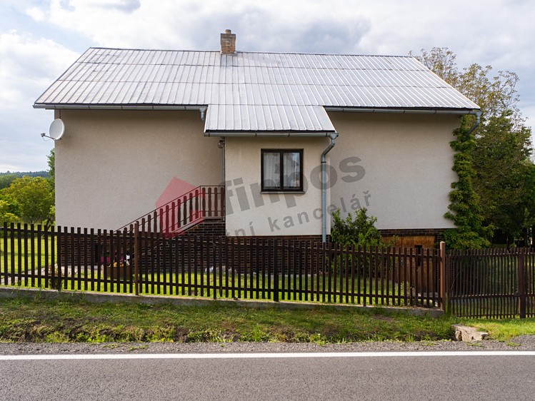 Prodej  rodinného domu 200 m², pozemek 766 m² - foto 5