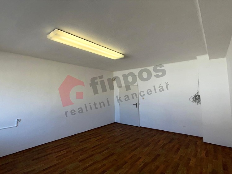 Pronájem kanceláře 22 m² - foto 5