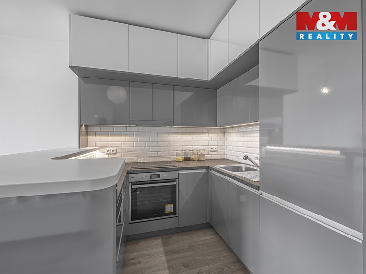 Prodej bytu 1+kk 33 m² - foto 4