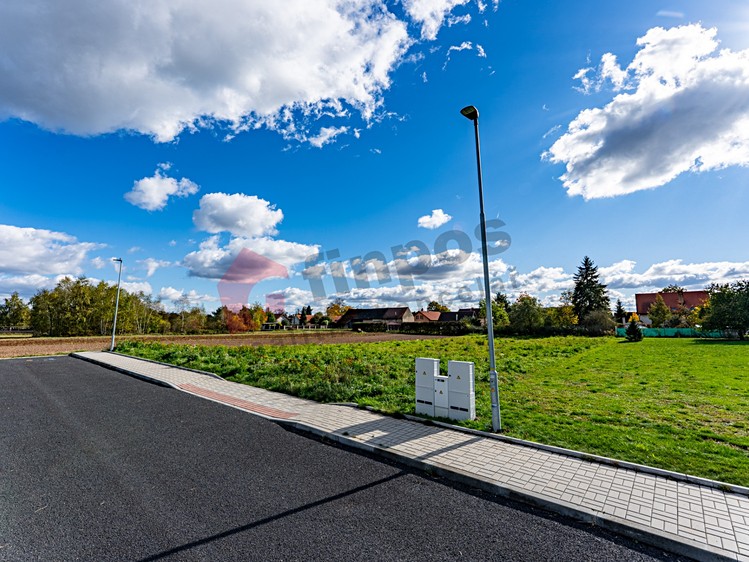 Prodej  stavebního pozemku 1 884 m² - foto 8