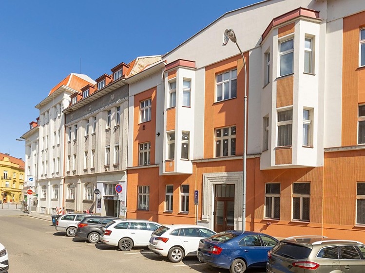 Pronájem bytu 3+kk 95 m² - foto 2