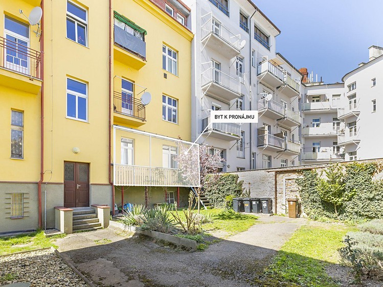 Pronájem bytu 3+kk 95 m² - foto 1