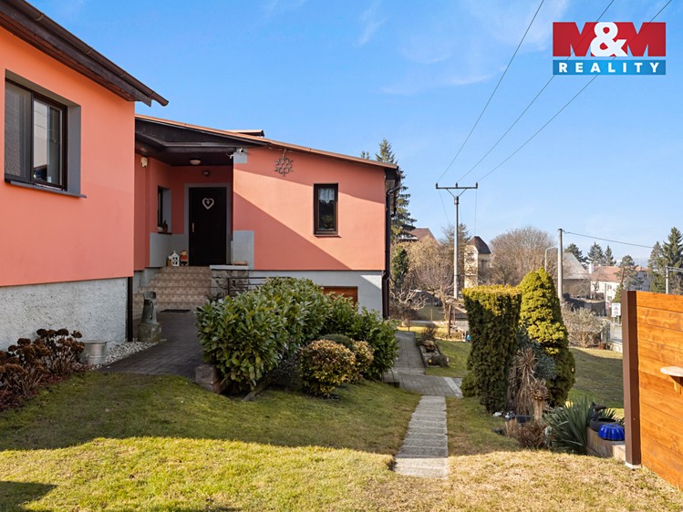 Prodej  rodinného domu 228 m², pozemek 1 141 m² - foto 4