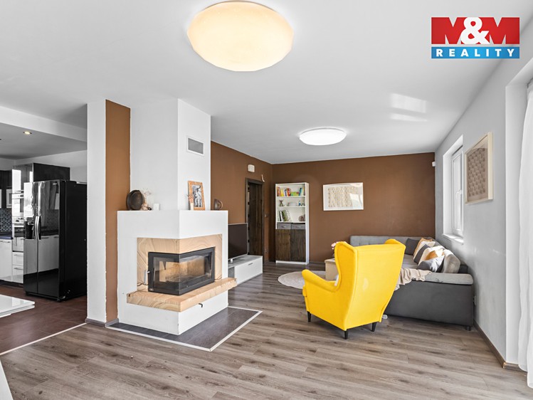 Prodej  rodinného domu 216 m², pozemek 1 236 m² - foto 5
