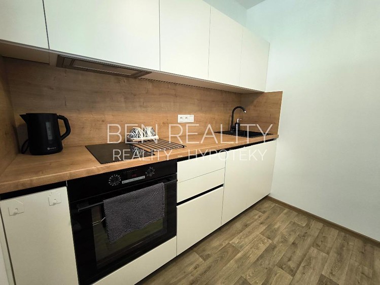 Prodej bytu 1+1 35 m² - foto 7
