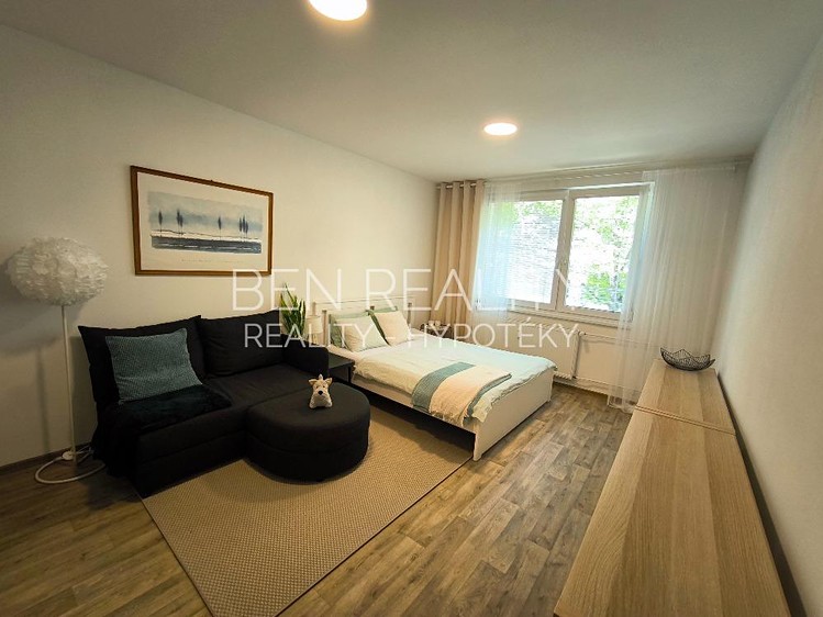 Prodej bytu 1+1 35 m² - foto 3