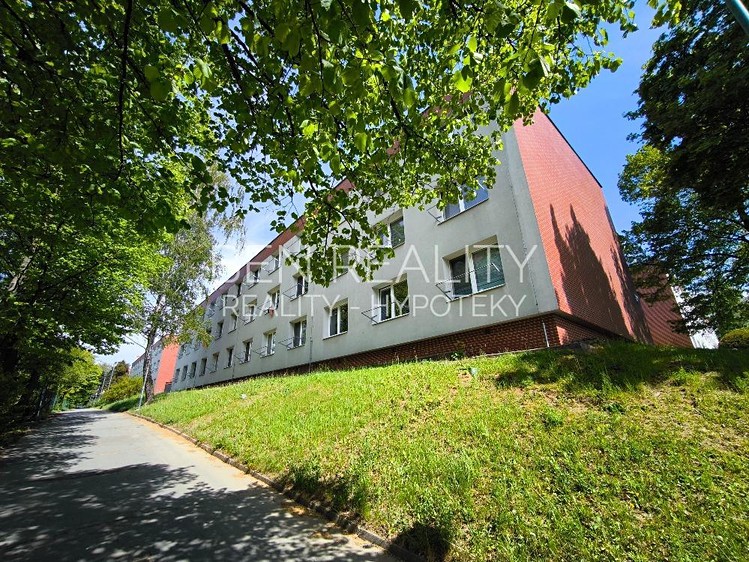 Prodej bytu 1+1 35 m² - foto 2